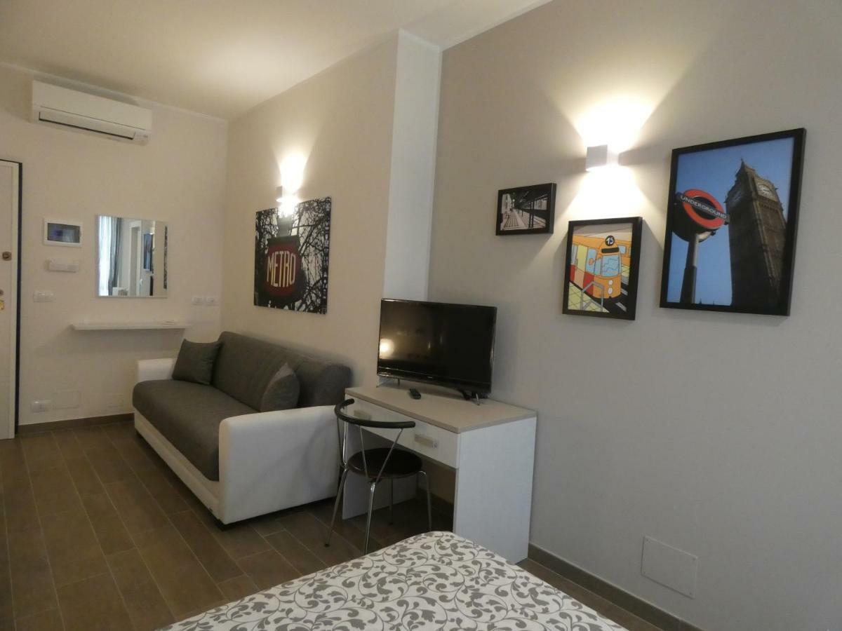 Metro Apartment Collegno Exterior foto