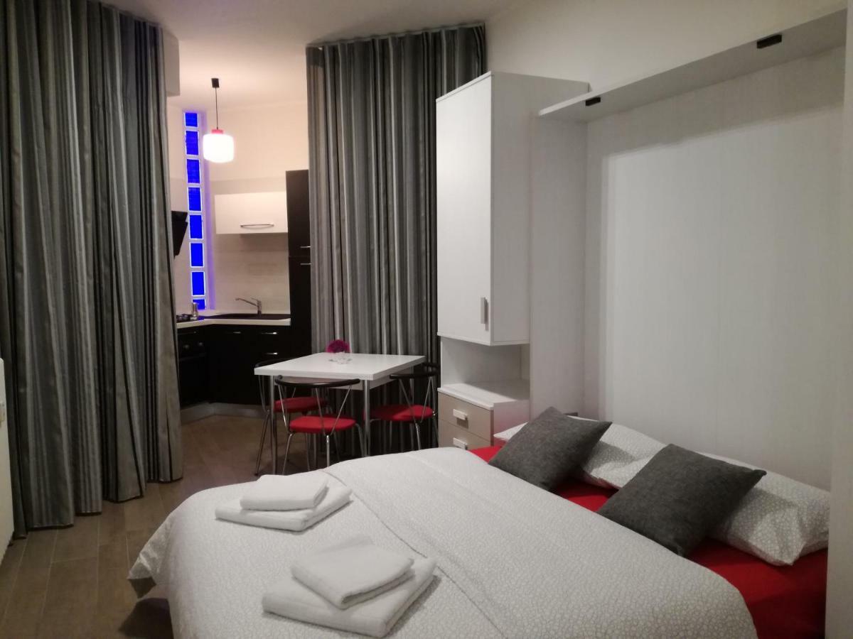 Metro Apartment Collegno Exterior foto